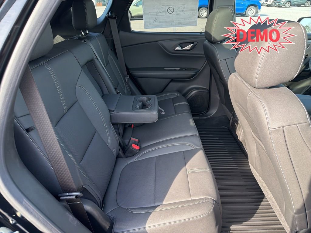 New 2026 Chevrolet Blazer LT w/ LPO, Black Sport Package image 20