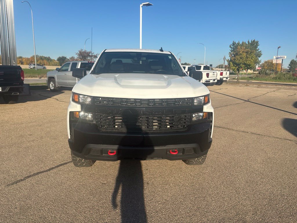 Used 2022 Chevrolet Silverado 1500 Custom Trail Boss w/ LPO, Dark Essentials Package AWD/4WD image 2