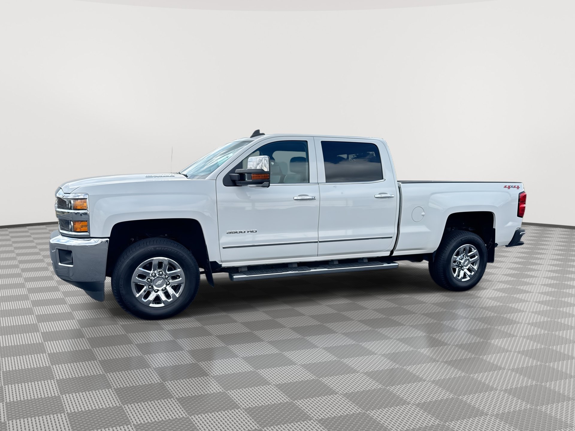Used 2015 Chevrolet Silverado 3500 LTZ w/ Duramax Plus Package AWD/4WD image 1