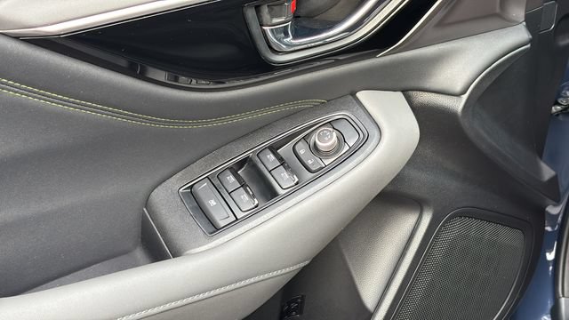 Used 2025 Subaru Outback Onyx Edition AWD/4WD image 19