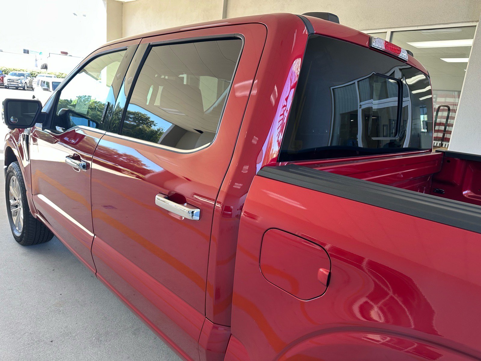 Certified 2024 Ford F150 Lariat w/ FX4 Off-Road Package AWD/4WD image 13
