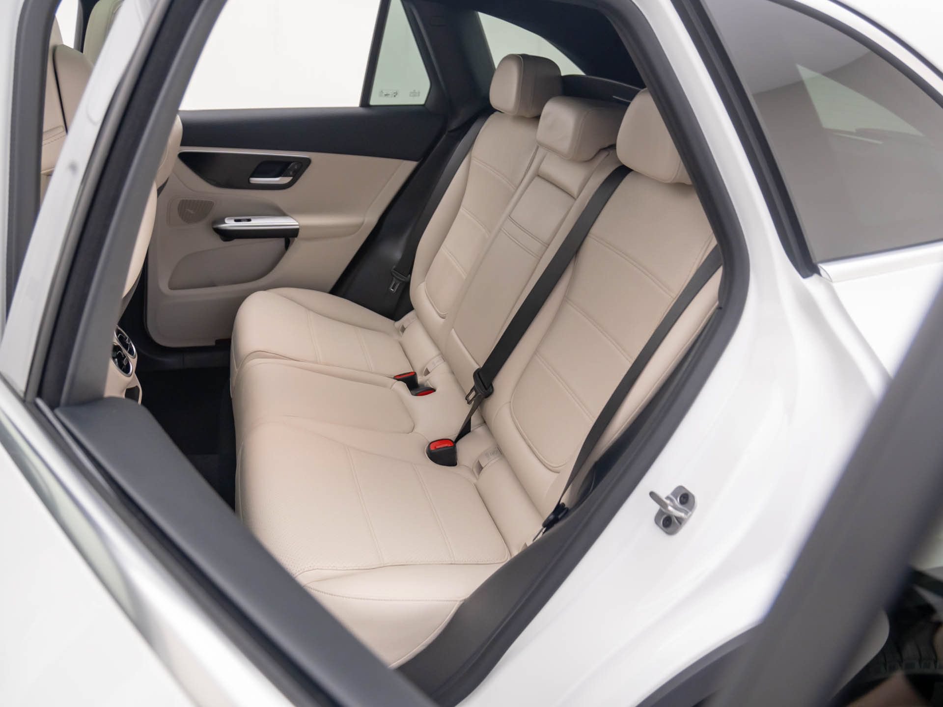 New 2026 Mercedes-Benz GLC 300 4MATIC image 16