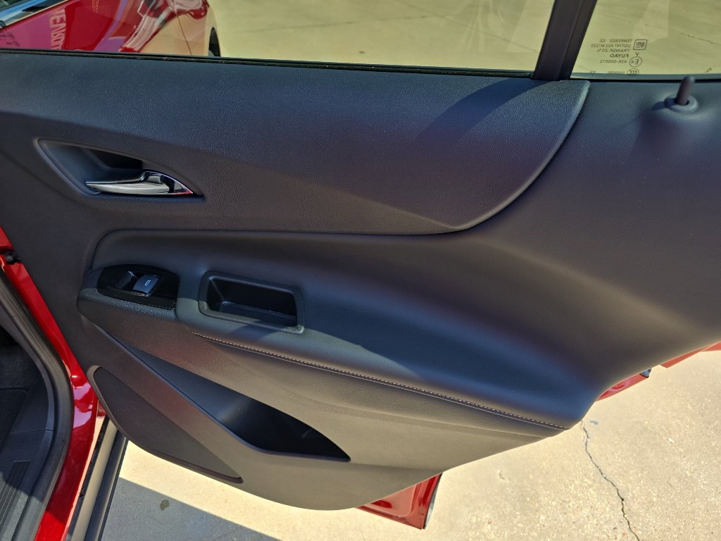 Used 2024 Chevrolet Equinox Premier FWD image 17