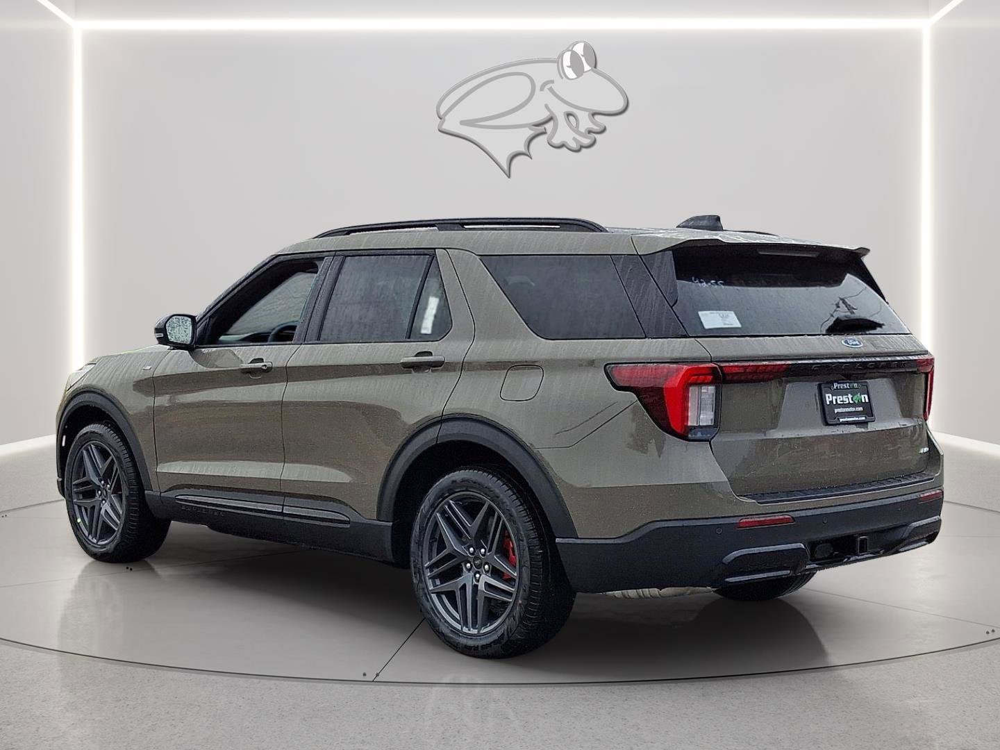 New 2026 Ford Explorer ST-Line w/ ST-Line Street Pack image 2
