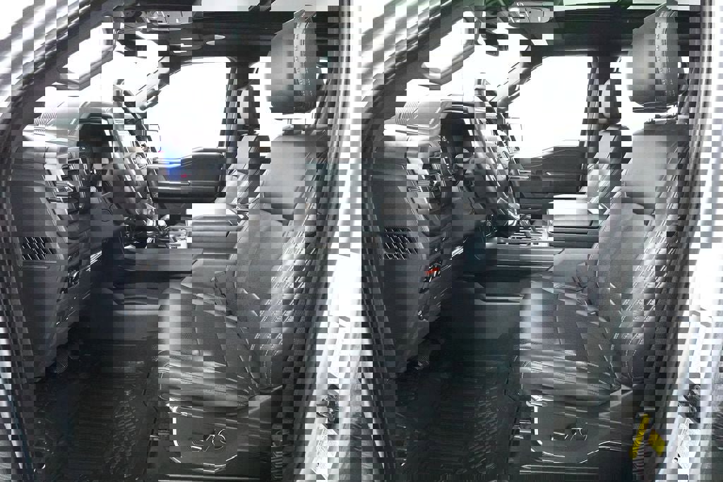 Used 2024 Ford F150 Lariat w/ Equipment Group 502A High image 23