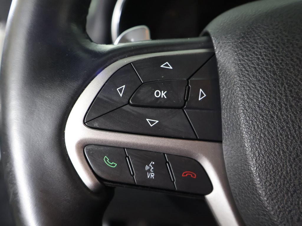 Used 2017 Jeep Grand Cherokee Altitude image 42