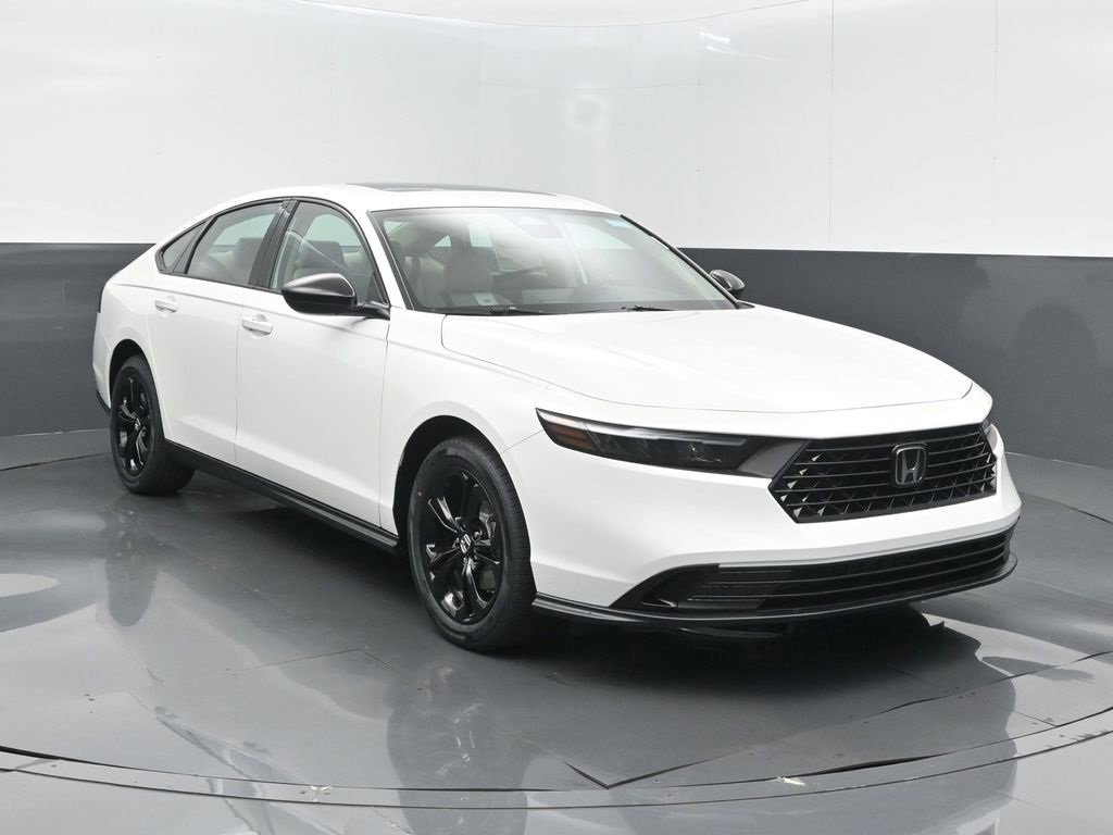 New 2025 Honda Accord SE image 2