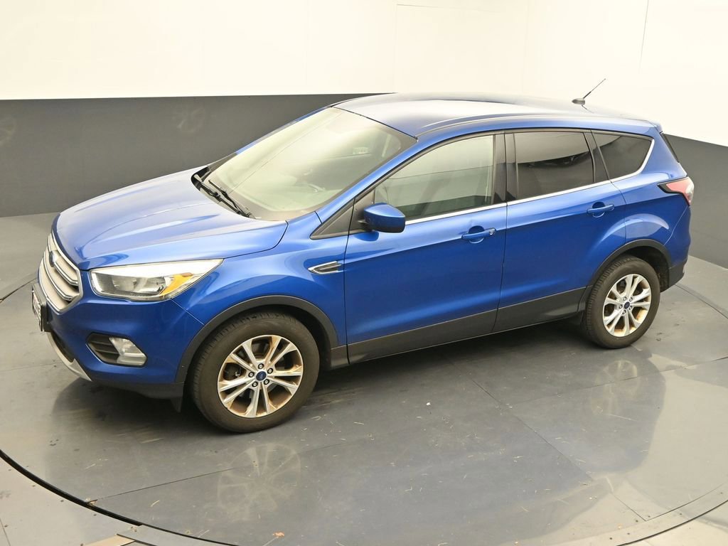 Used 2017 Ford Escape SE image 28