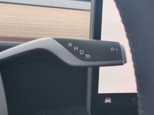 Used 2024 Tesla Model Y Long Range image 18