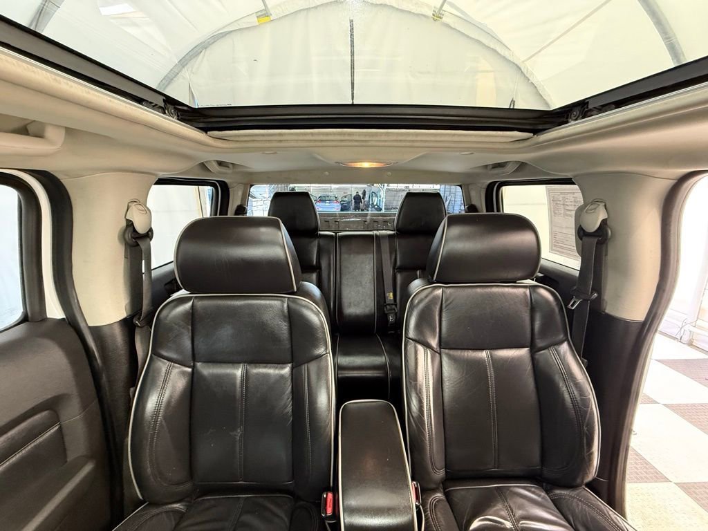 Used 2009 HUMMER H3T image 28