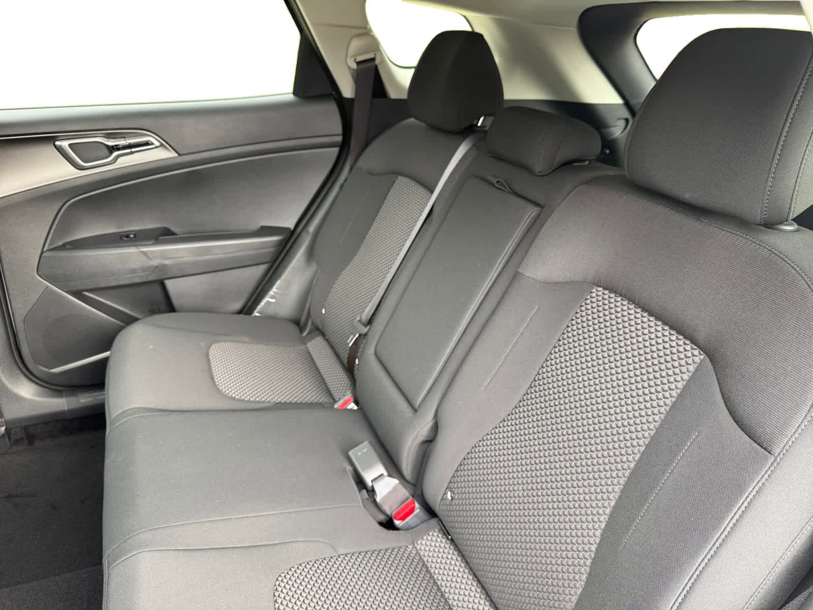 New 2026 Kia Sportage LX FWD image 13