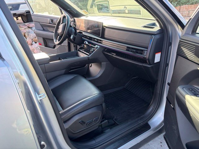 Used 2025 Hyundai Santa Fe Calligraphy AWD/4WD image 22