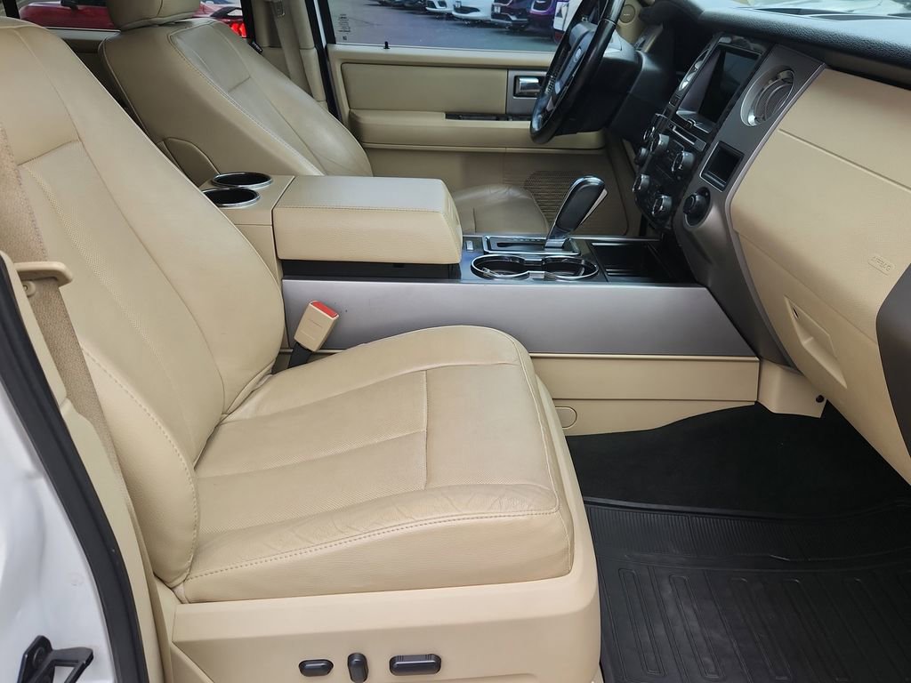 Used 2016 Ford Expedition EL Limited image 18
