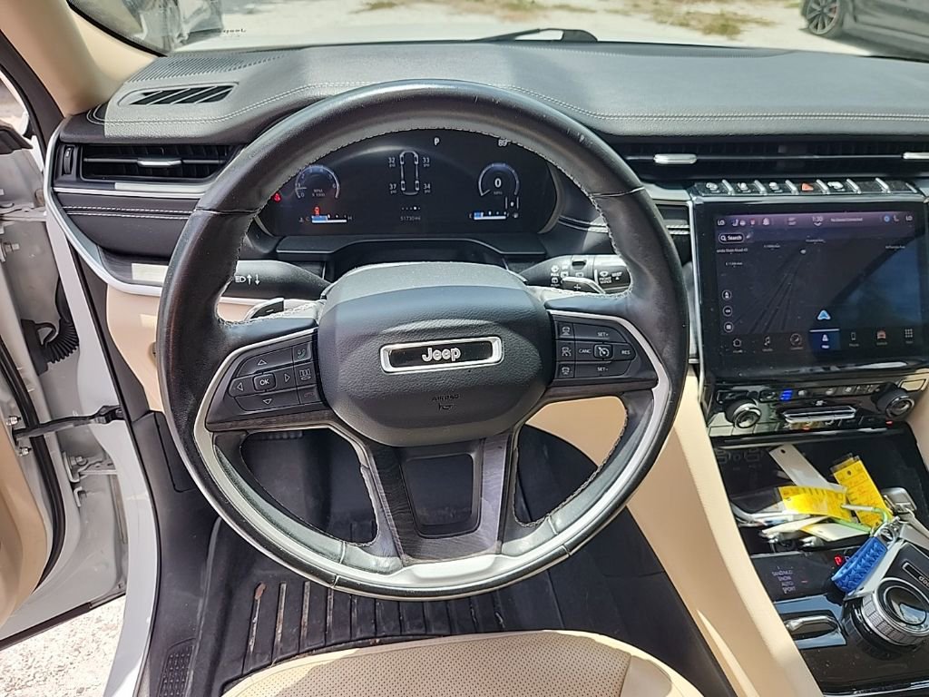 Used 2021 Jeep Grand Cherokee L Limited w/ Luxury Tech Group II image 5