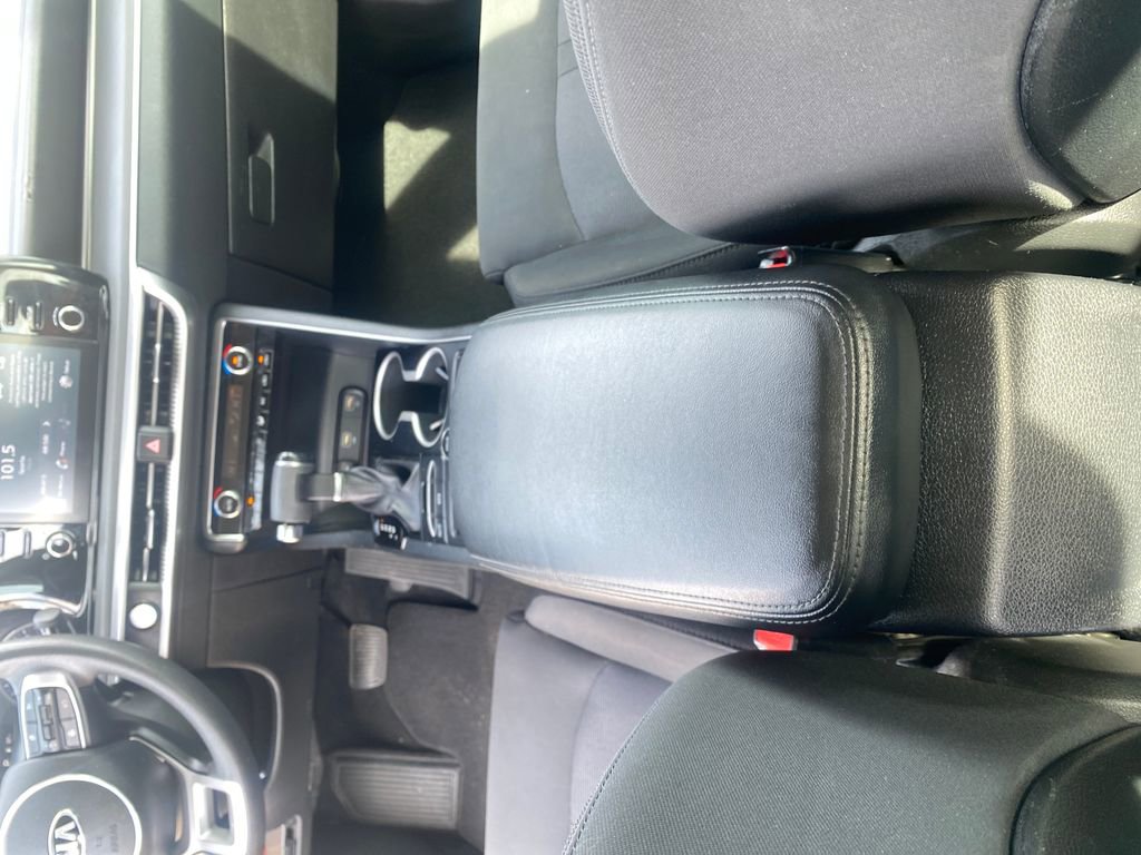 Used 2021 Kia K5 LXS image 23