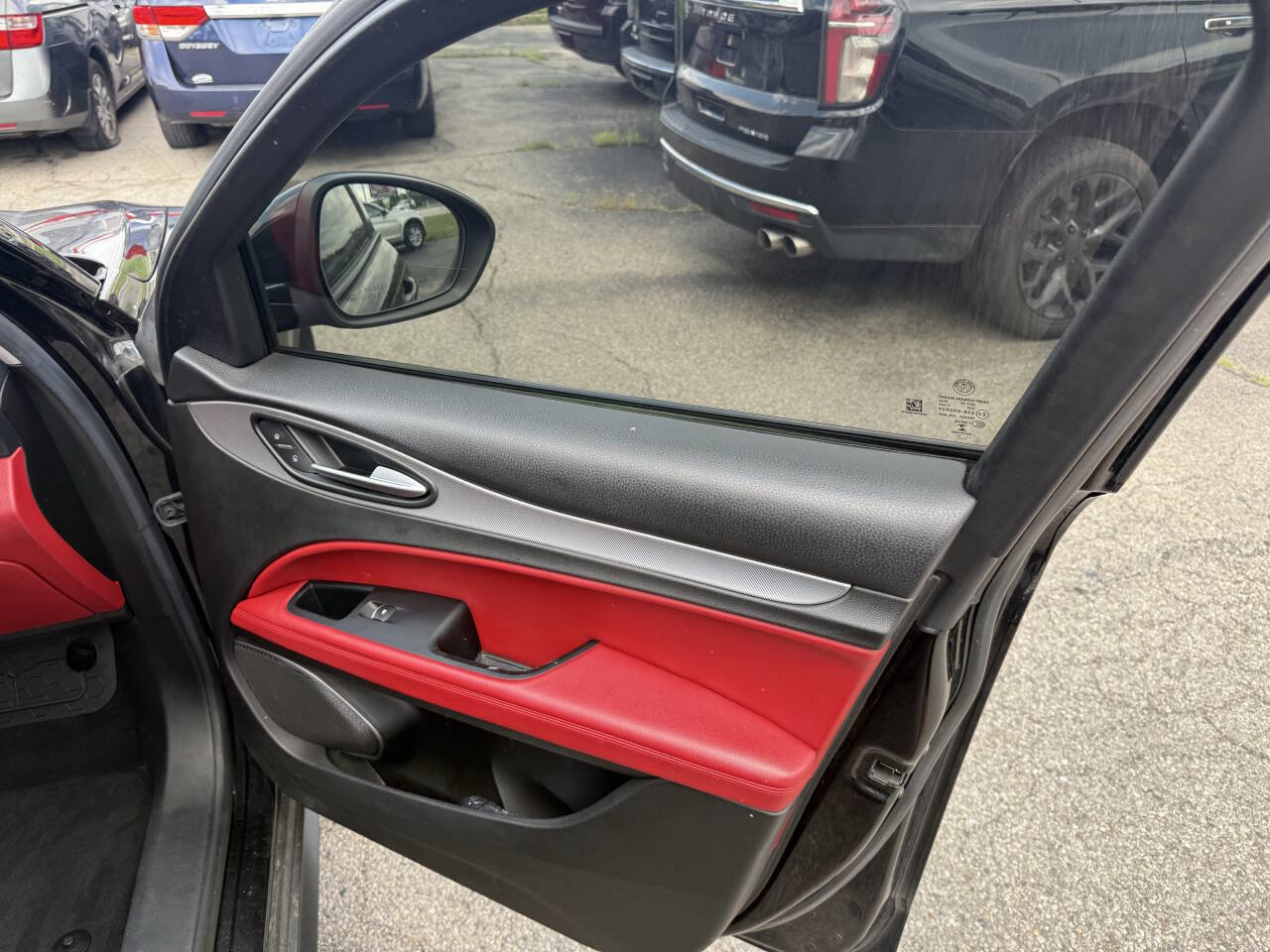 Used 2018 Alfa Romeo Stelvio Sport w/ Quick Order Package 22J Sport image 12