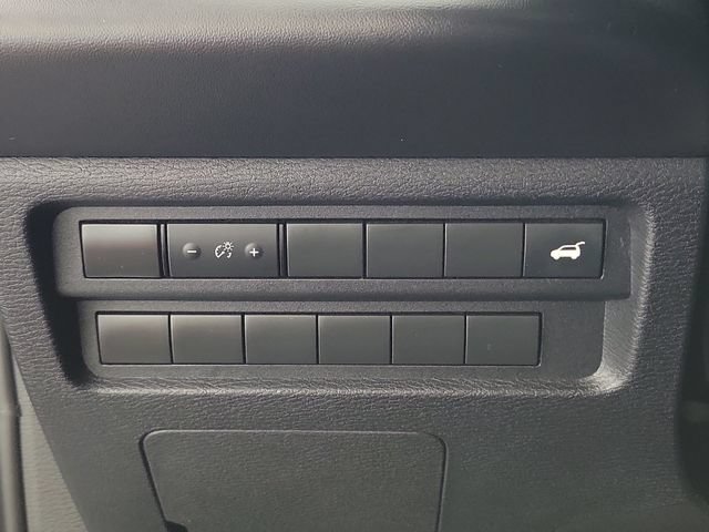 Used 2024 Mitsubishi Outlander SE Black Edition FWD image 22
