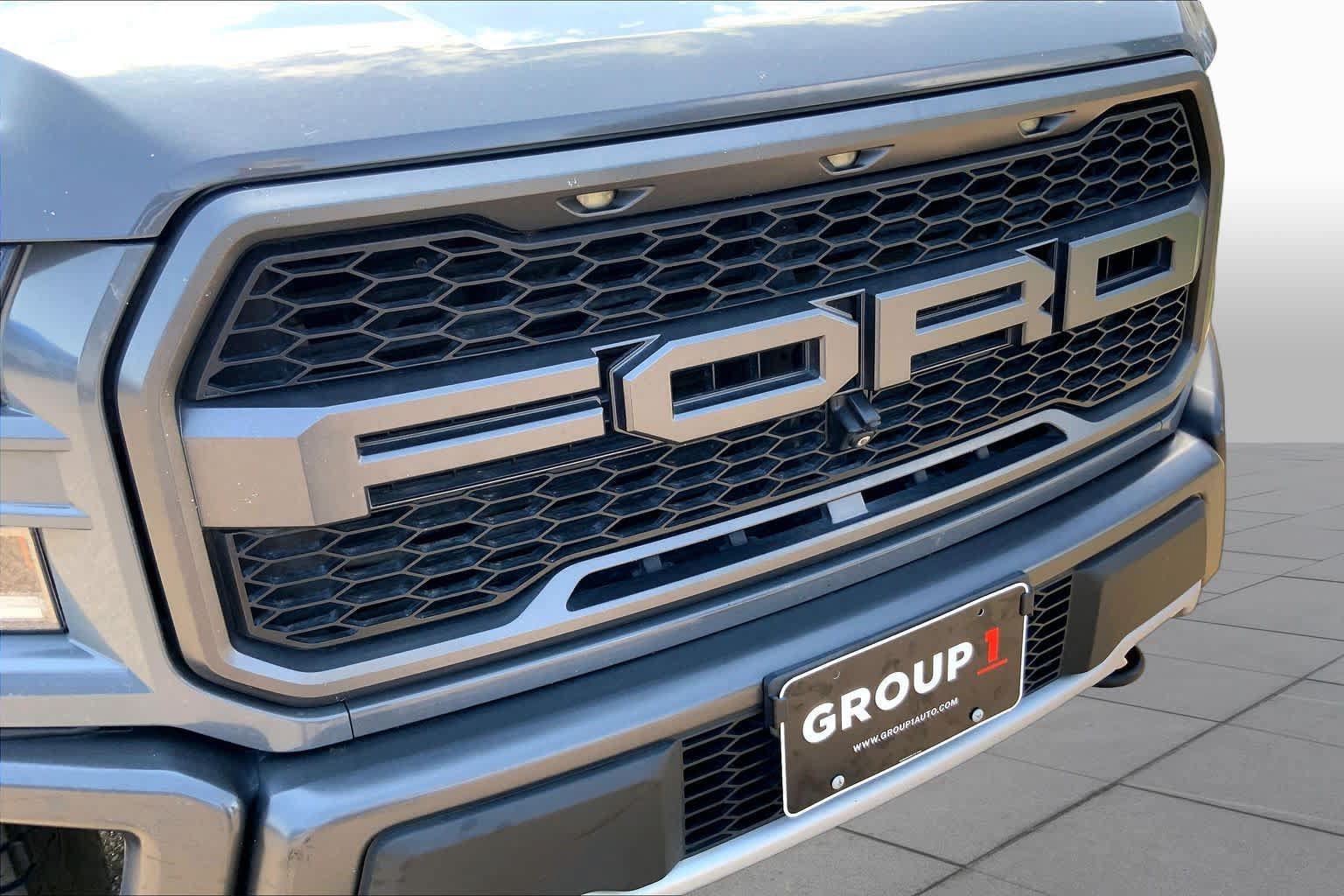 Used 2018 Ford F150 Raptor w/ Equipment Group 802A Luxury AWD/4WD image 29