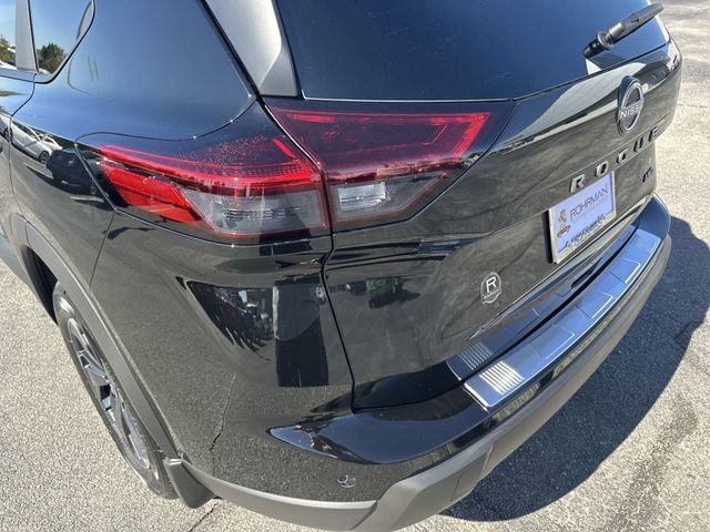 New 2026 Nissan Rogue SV image 28