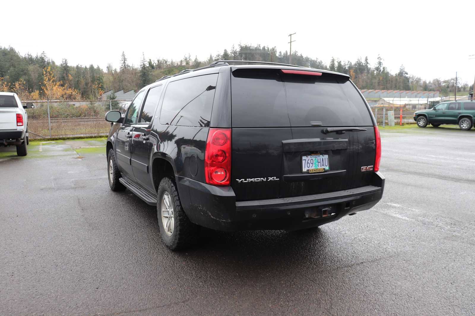 Used 2013 GMC Yukon XL SLT image 7