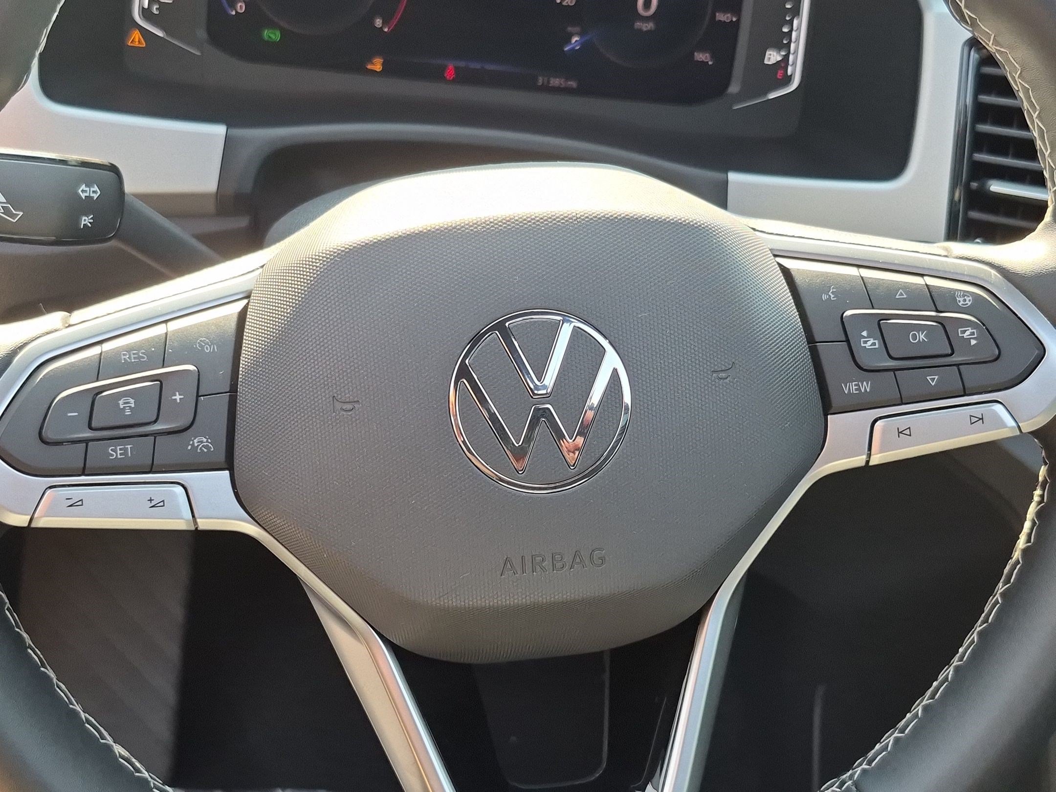 Used 2022 Volkswagen Atlas Cross Sport SEL AWD/4WD image 18