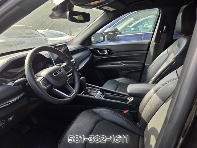 Used 2024 Jeep Compass Trailhawk AWD/4WD image 9
