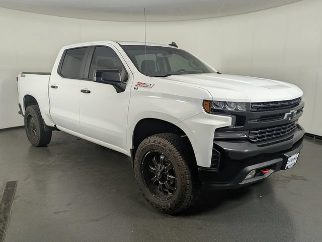 Used 2021 Chevrolet Silverado 1500 LT Trail Boss w/ Bed Protection Package AWD/4WD image 2