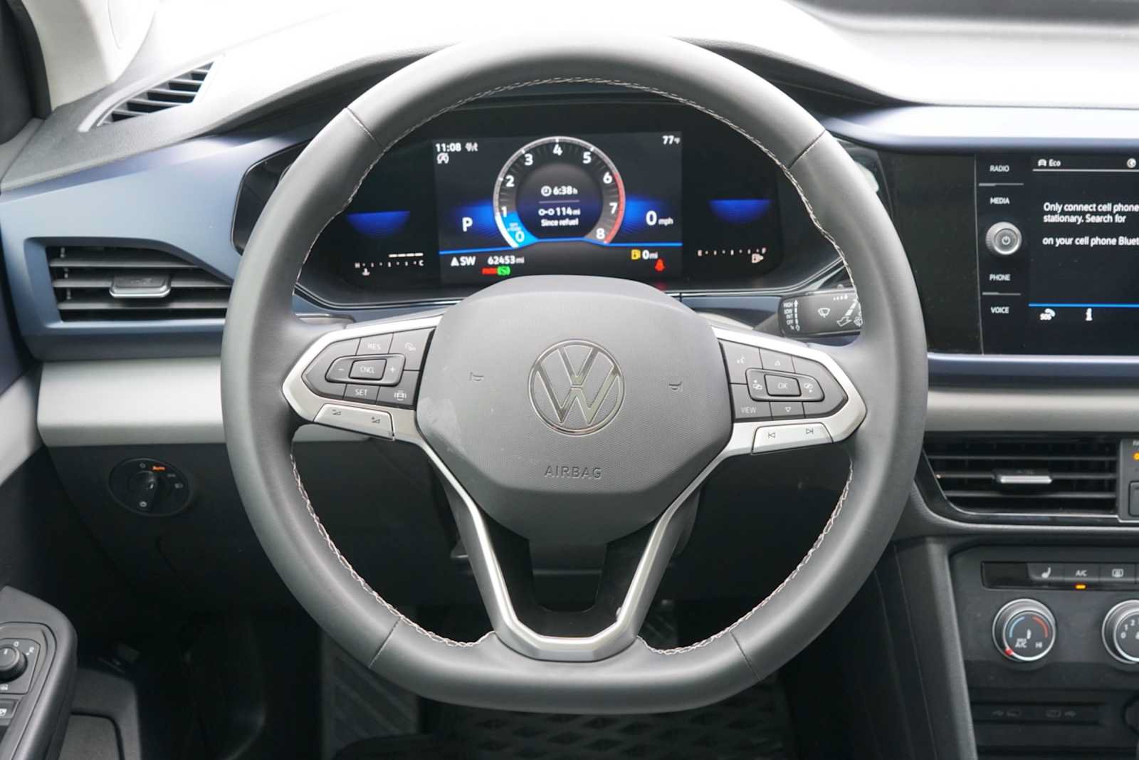 Used 2022 Volkswagen Taos SE FWD image 24