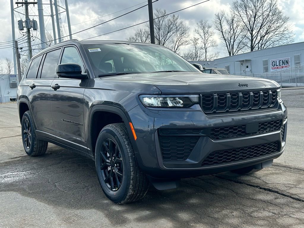 New 2026 Jeep Grand Cherokee L 4WD image 4