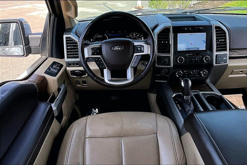 Used 2019 Ford F150 Lariat image 17