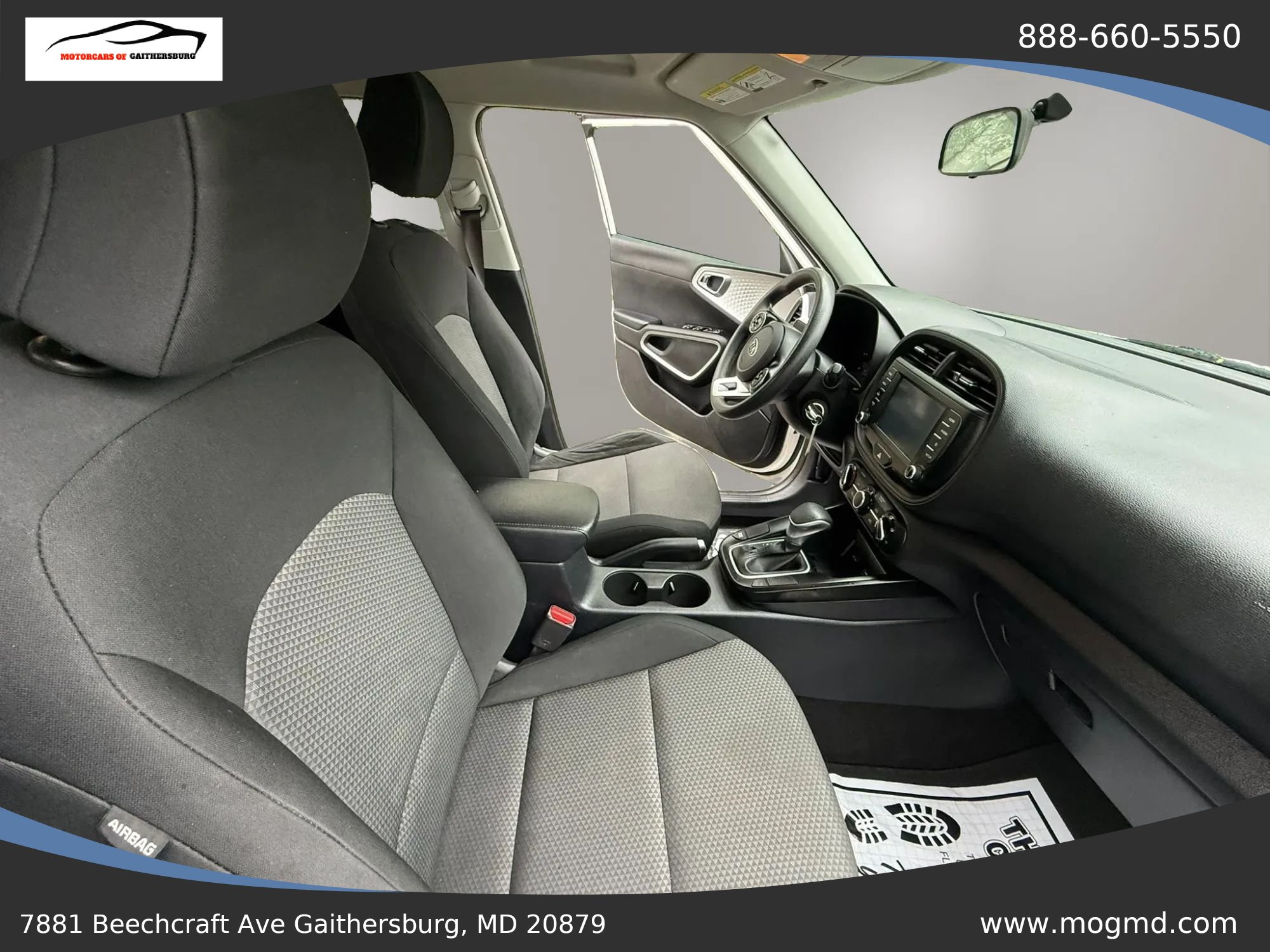 Used 2020 Kia Soul LX FWD image 18