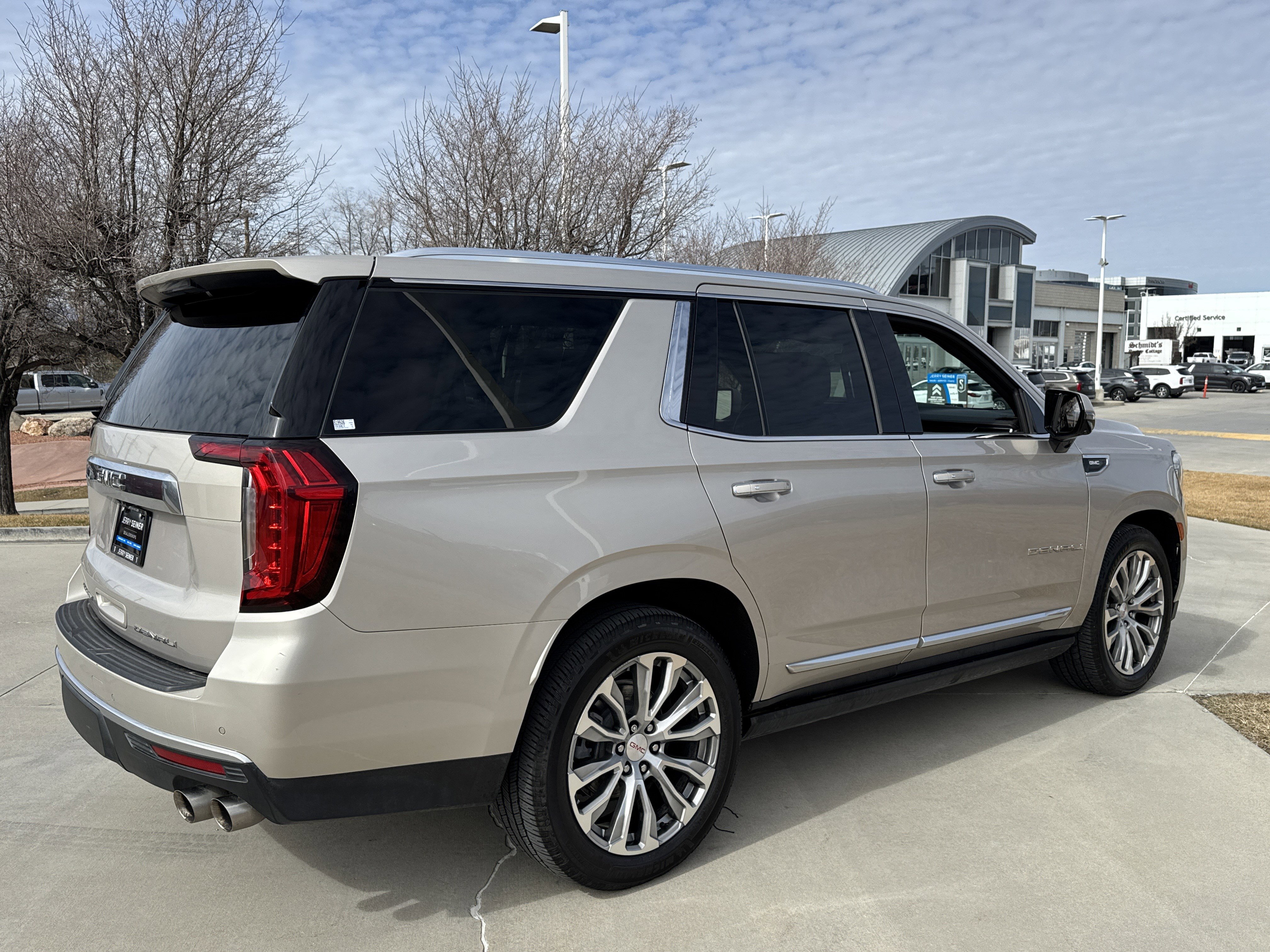 Used 2022 GMC Yukon Denali w/ Denali Ultimate Package image 5