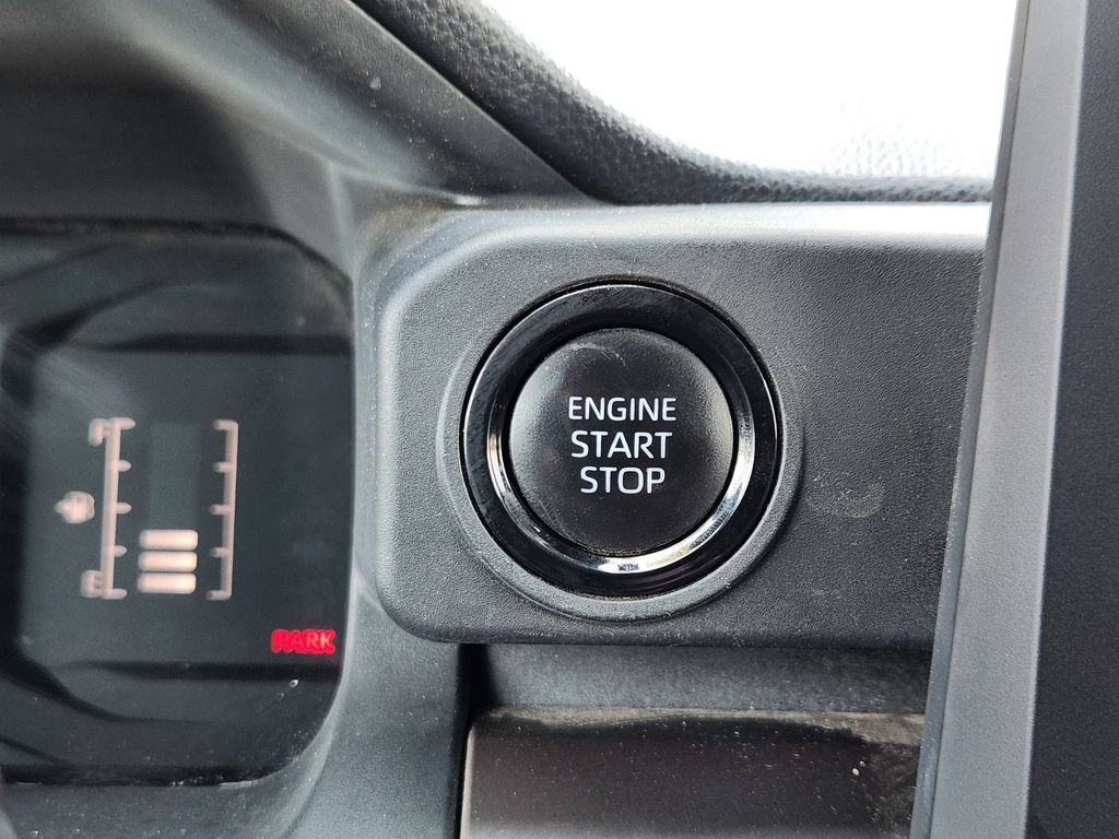 Used 2024 Toyota Tacoma SR5 AWD/4WD image 13