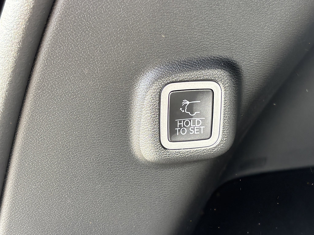 New 2026 Jeep Cherokee Limited AWD/4WD image 22