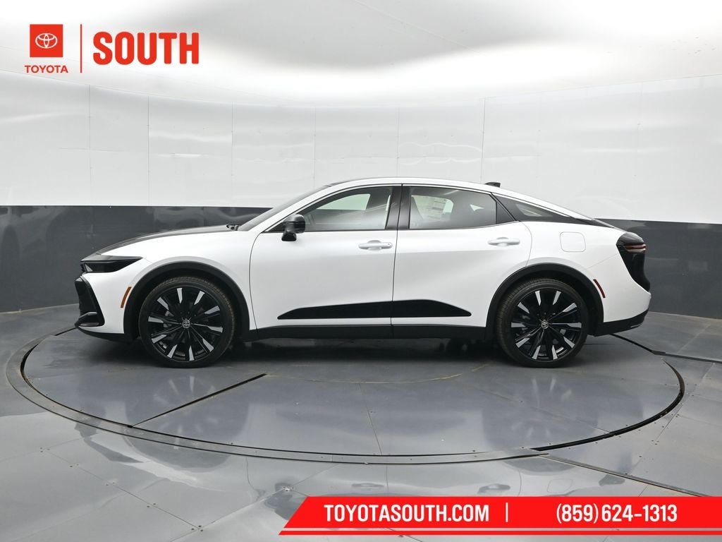 New 2026 Toyota Crown Platinum AWD/4WD image 7