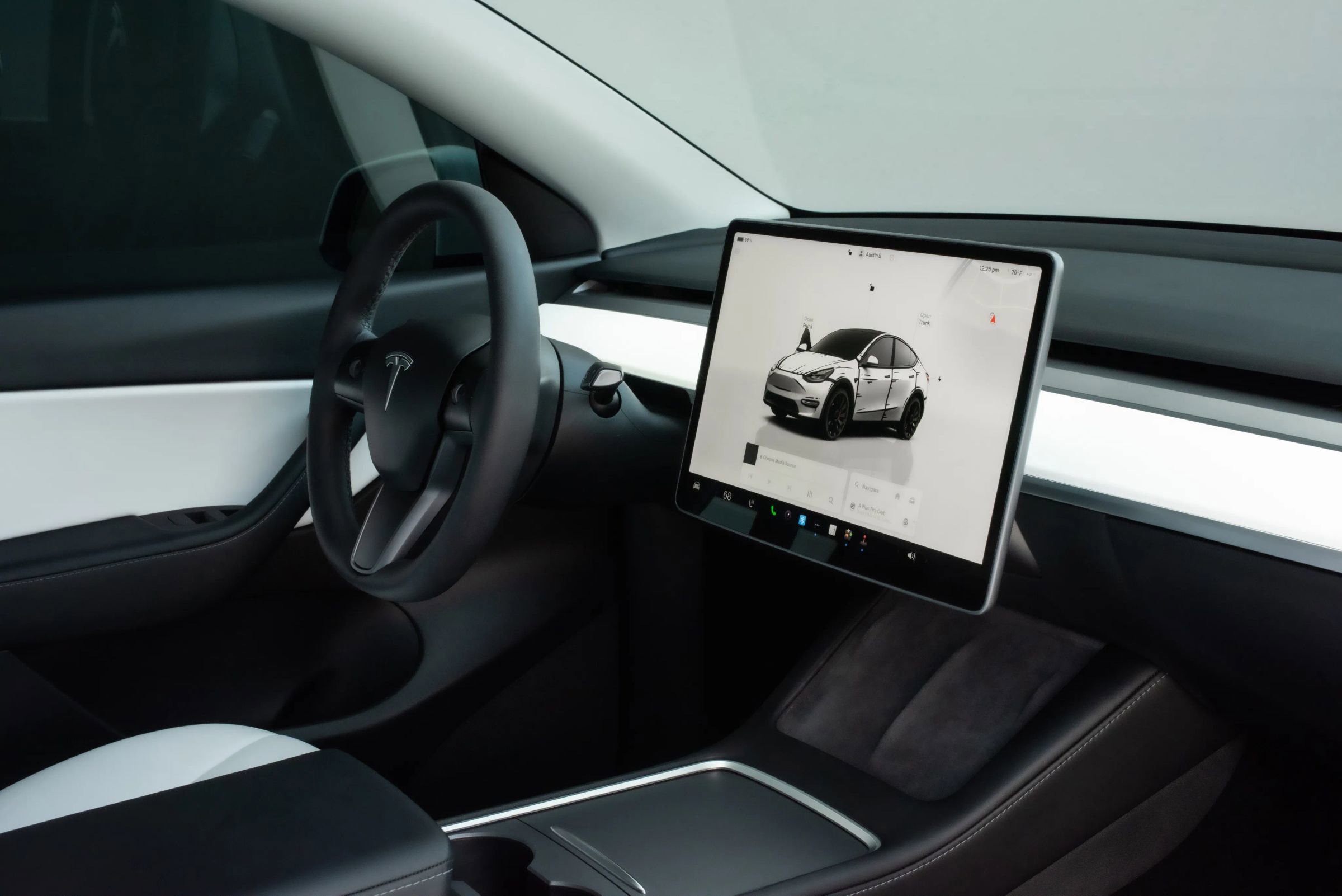 Used 2022 Tesla Model Y Performance image 15