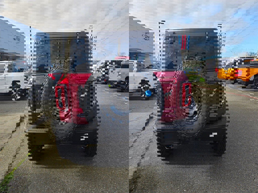 New 2025 Ford Bronco Badlands image 6