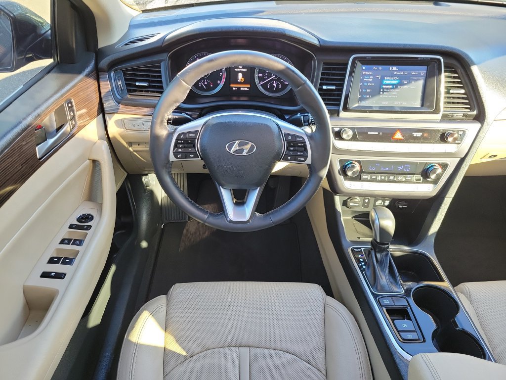 Used 2019 Hyundai Sonata Limited FWD image 17