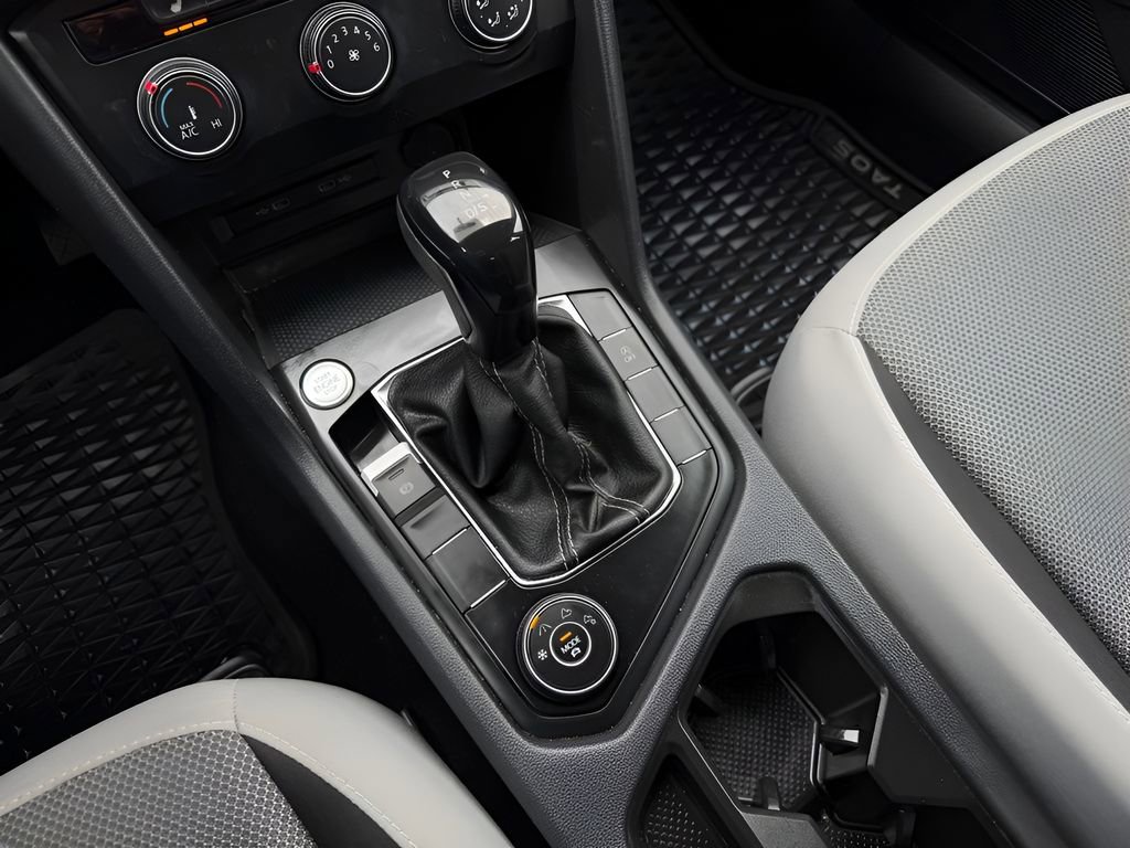 Used 2022 Volkswagen Taos S image 27