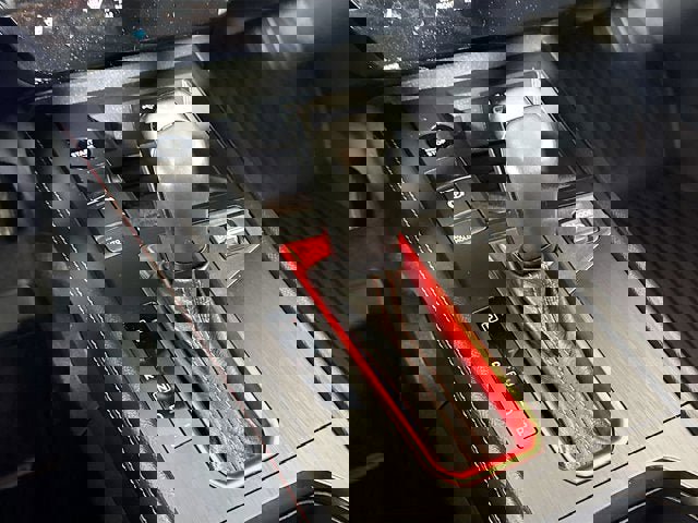 Certified 2025 Nissan Kicks SR w/ SR Premium Package image 15