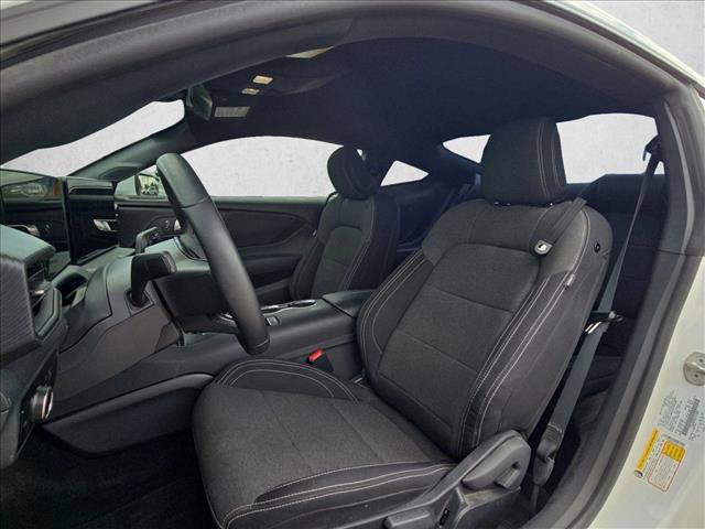 Used 2025 Ford Mustang Coupe RWD image 15