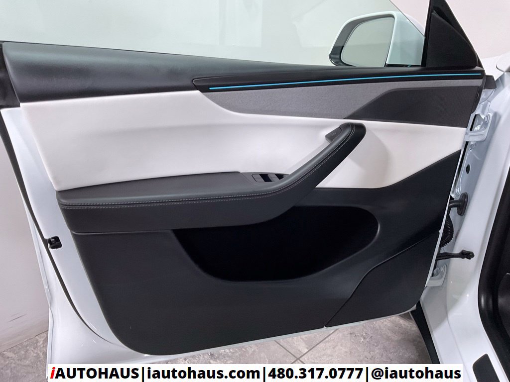 Used 2026 Tesla Model Y AWD image 44