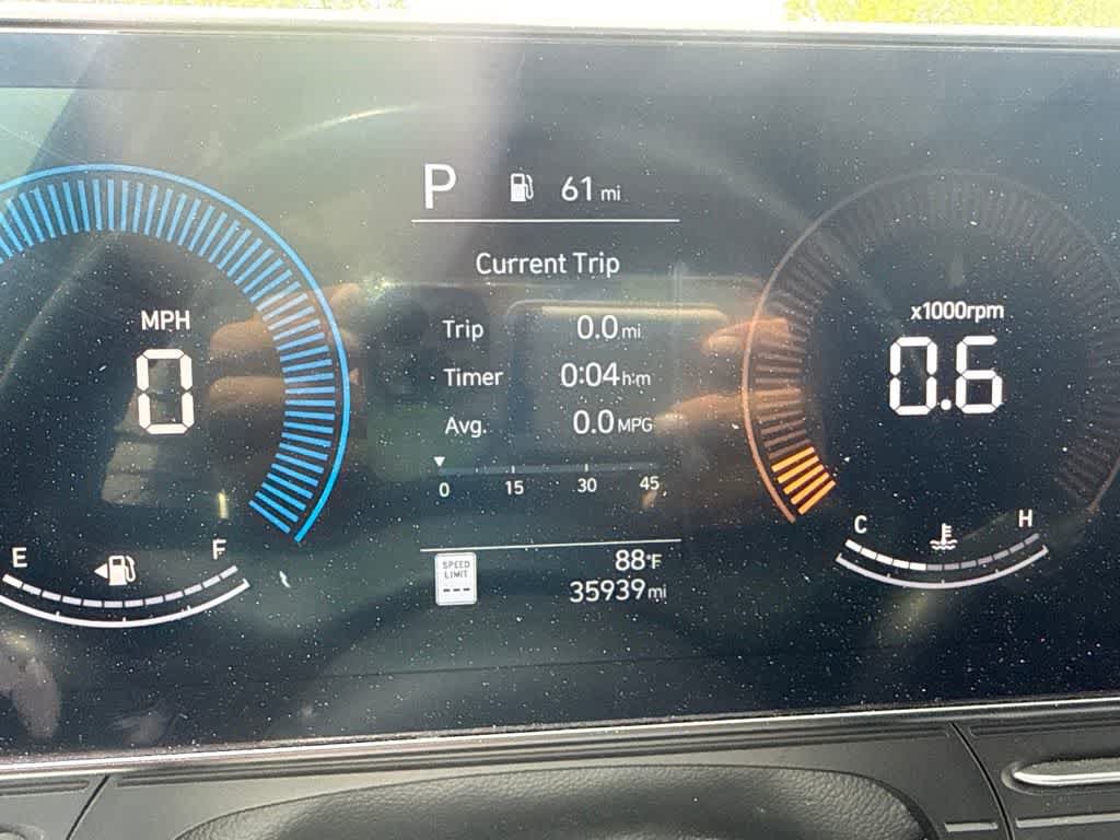 Used 2025 Hyundai Kona SEL FWD image 17