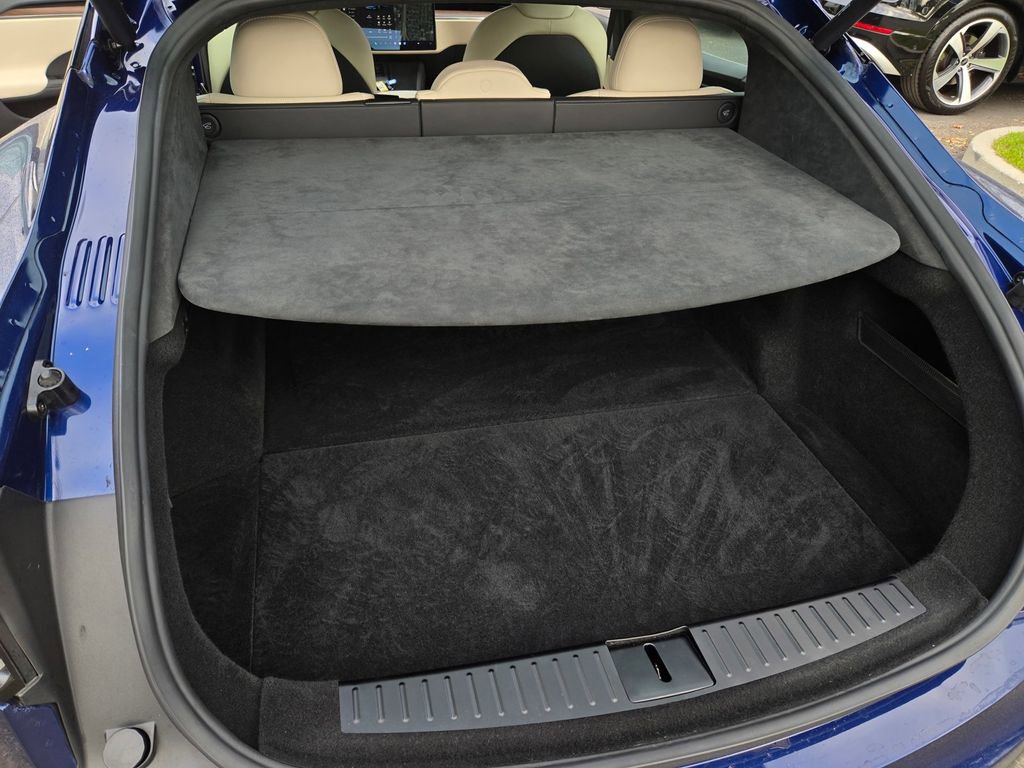 Used 2022 Tesla Model S image 26