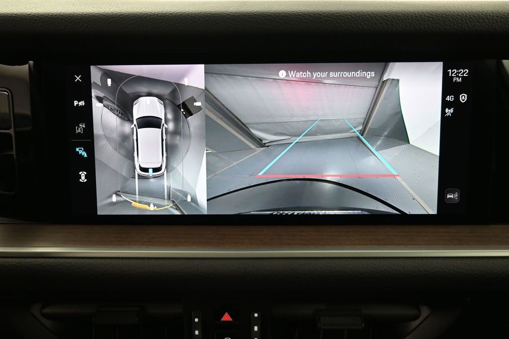 Certified 2025 Porsche Cayenne AWD/4WD image 19