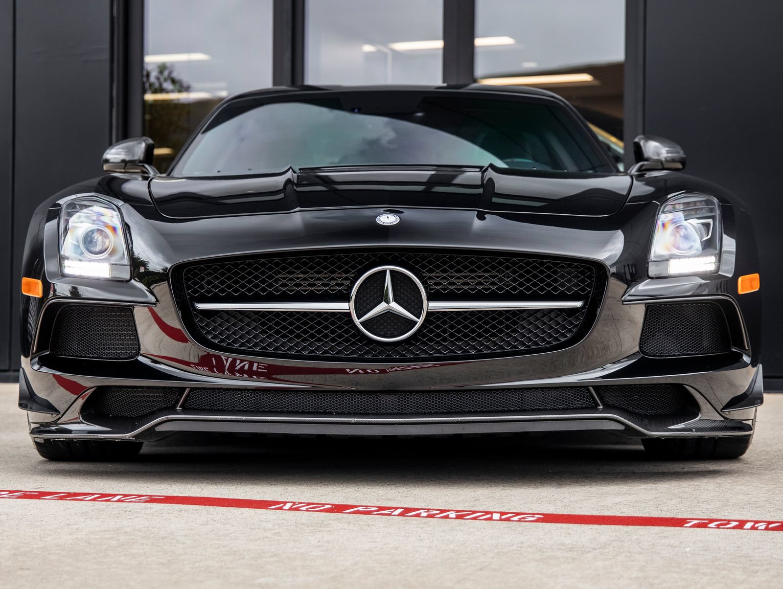 Used 2014 Mercedes-Benz SLS AMG Black Series image 5