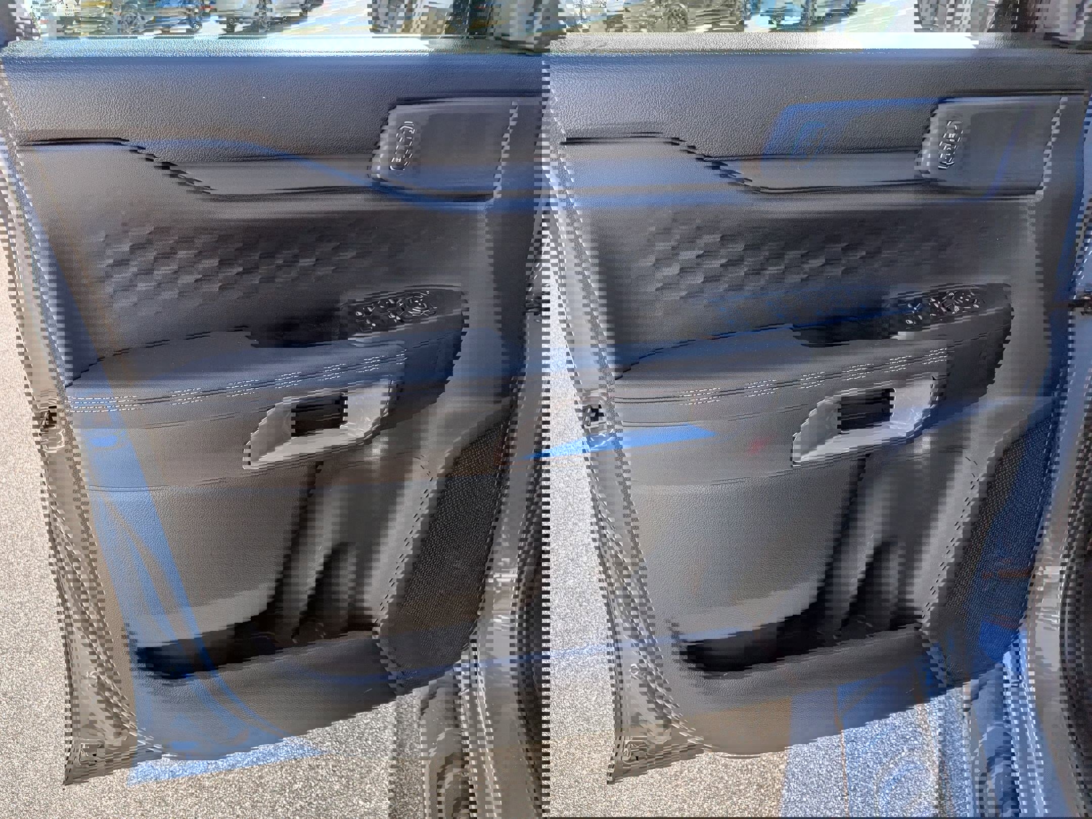 Used 2024 Ford Ranger XLT w/ FX4 Off-Road Package image 12