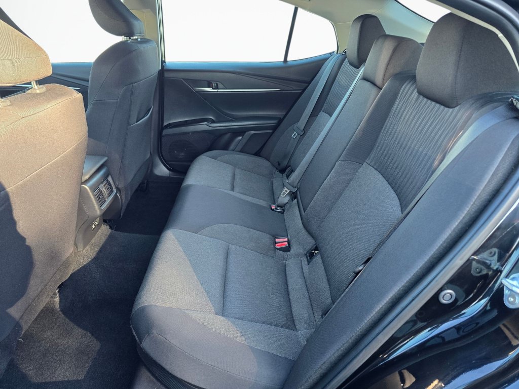 Used 2025 Toyota Camry LE FWD image 20