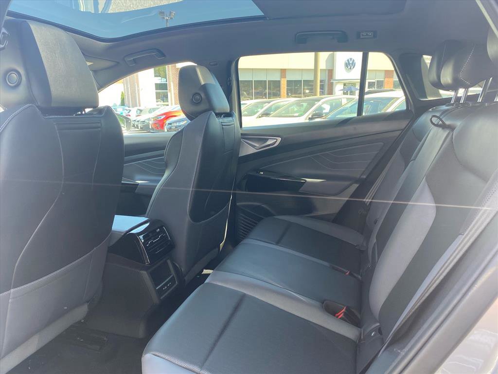 Used 2023 Volkswagen ID.4 Pro S image 20