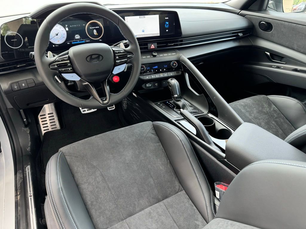 New 2025 Hyundai Elantra N image 2